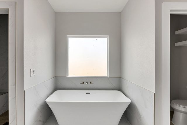 1015 SE 1620, Andrews, TX 79714