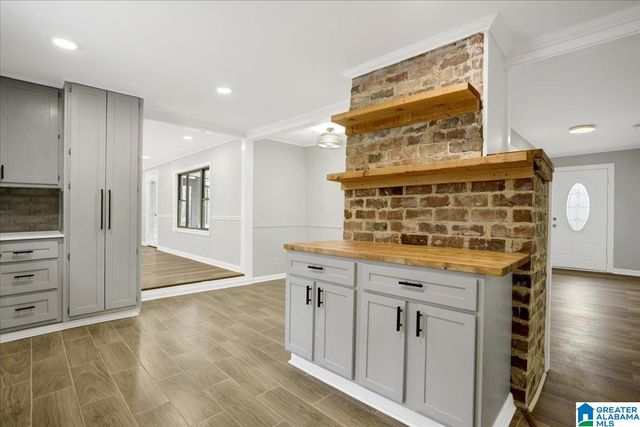 2962 QUEENSTOWN ROAD, Trussville, AL 35173