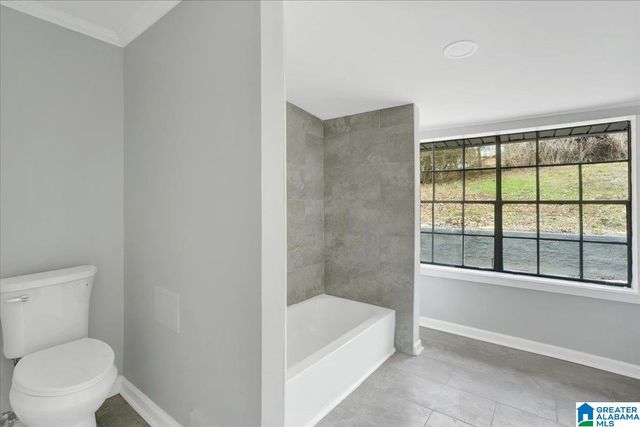 2962 QUEENSTOWN ROAD, Trussville, AL 35173