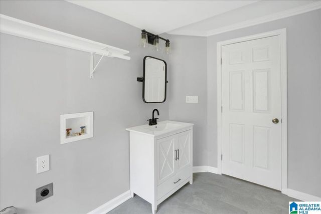 2962 QUEENSTOWN ROAD, Trussville, AL 35173