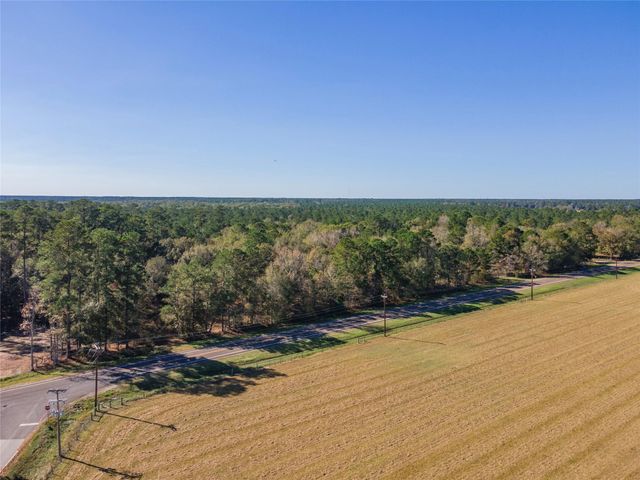 14127 Fm 1008, Dayton, TX 77535