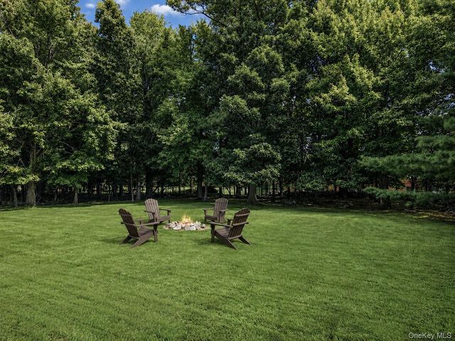 26 Seals Drive, Monroe, NY 10950