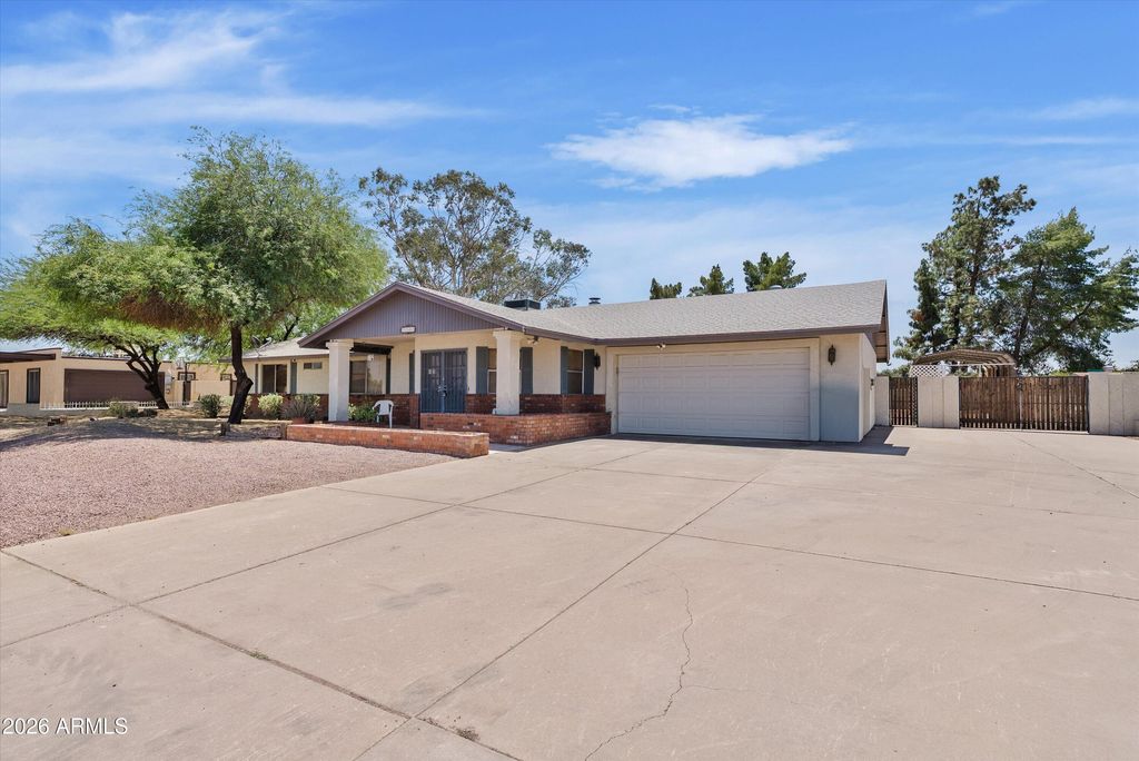 7145 W VILLA RITA Drive, Glendale, AZ 85308 — photo 2