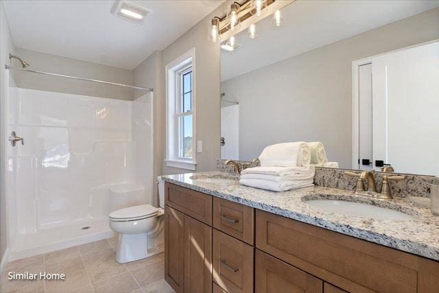 36 Edgewater Drive, Brentwood, NH 03833