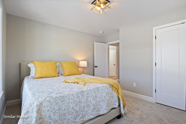 36 Edgewater Drive, Brentwood, NH 03833
