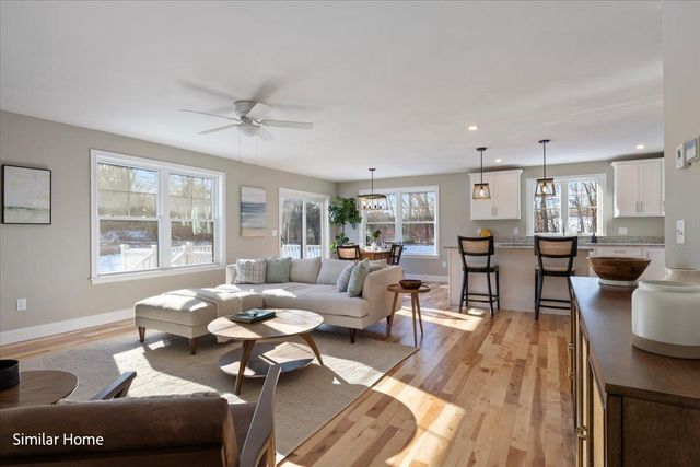 36 Edgewater Drive, Brentwood, NH 03833