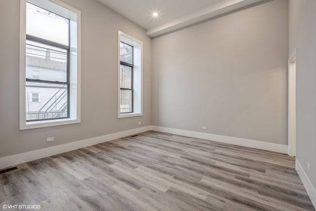 639 W 18th Street 1, Chicago, IL 60616