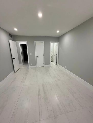 2191 NE 68th Street 403, Fort Lauderdale, FL 33308