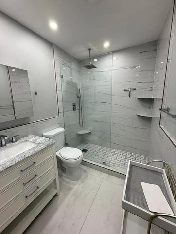 2191 NE 68th Street 403, Fort Lauderdale, FL 33308