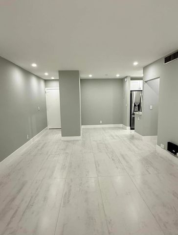 2191 NE 68th Street 403, Fort Lauderdale, FL 33308