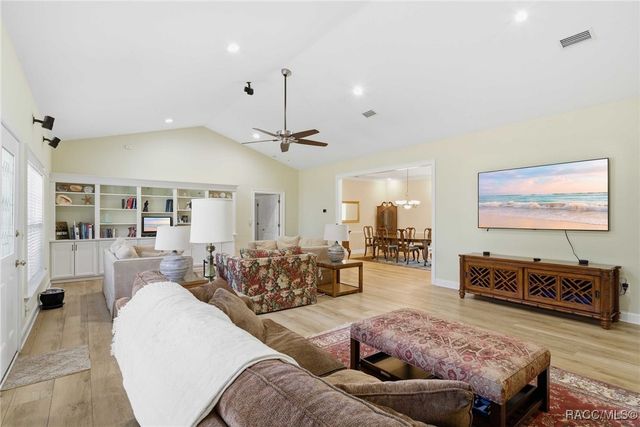 1200 N Annapolis Avenue, Hernando, FL 34442