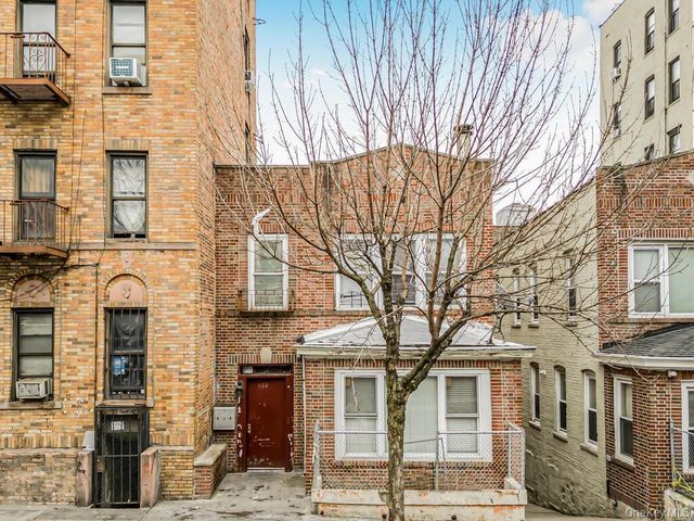1122 Anderson Avenue, Bronx, NY 10452