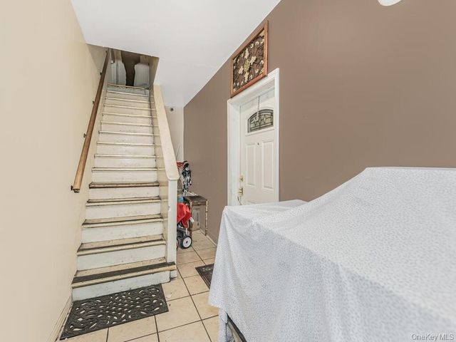 1122 Anderson Avenue, Bronx, NY 10452