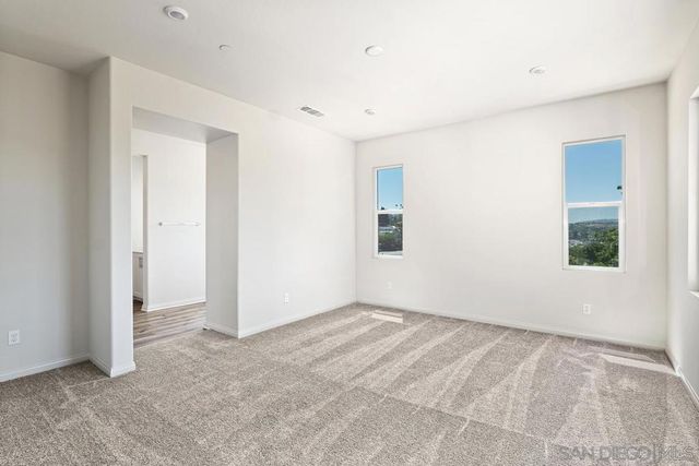 1527 Wingwood, Vista, CA 92083