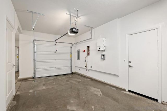 1527 Wingwood, Vista, CA 92083