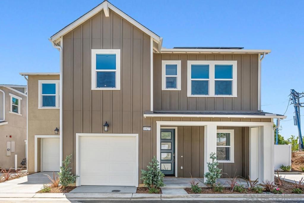 1527 Wingwood, Vista, CA 92083