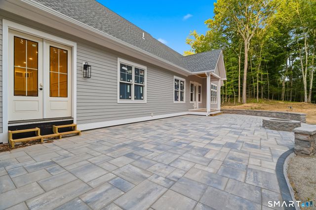 41-B Whippoorwill Road, Old Lyme, CT 06371