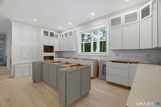 41-B Whippoorwill Road, Old Lyme, CT 06371