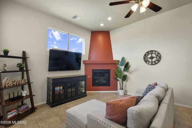 1201 Lombard Way, Tubac, AZ 85646