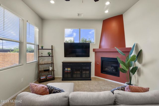1201 Lombard Way, Tubac, AZ 85646