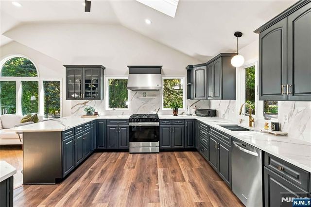 580 Egan Terrace, River Vale, NJ 07675