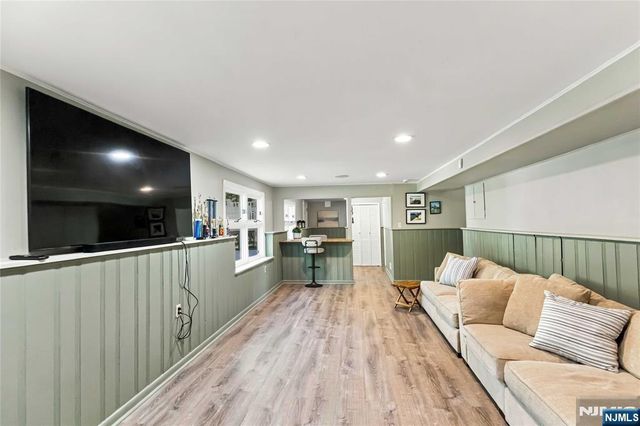 580 Egan Terrace, River Vale, NJ 07675