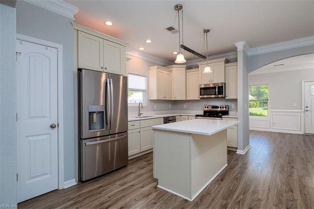 1311 Sunset DR, Norfolk, VA 23503