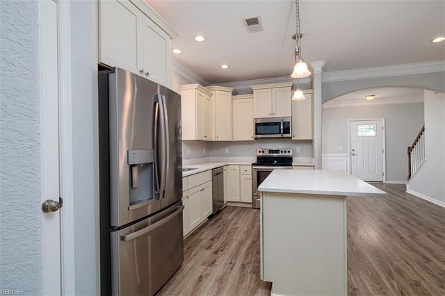 1311 Sunset DR, Norfolk, VA 23503