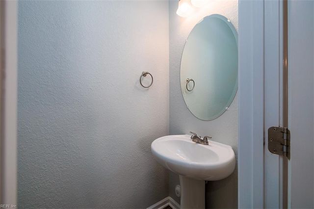 1311 Sunset DR, Norfolk, VA 23503