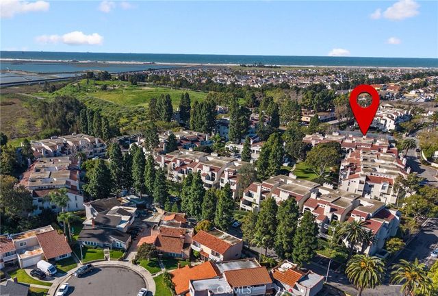 17202 Corbina Ln 202, Huntington Beach, CA 92649