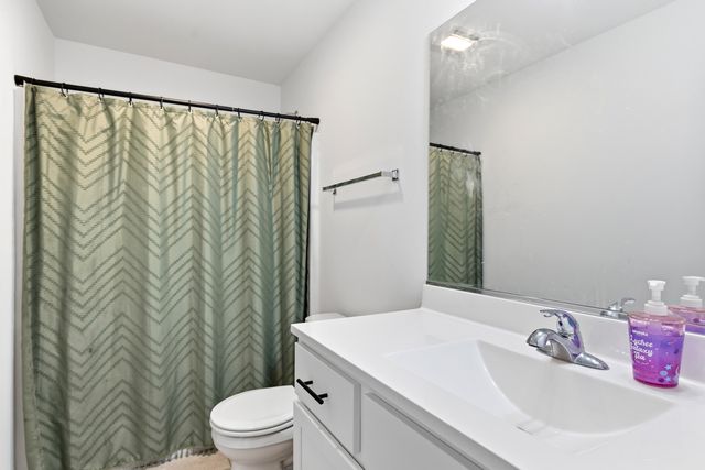 302 Holst Lane, Valparaiso, IN 46385