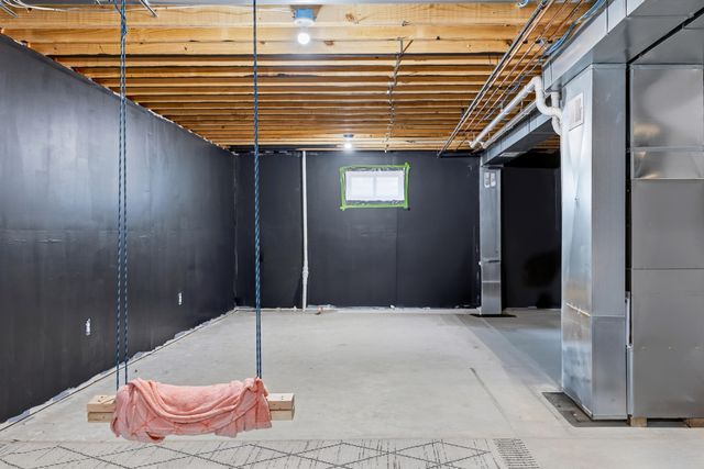 302 Holst Lane, Valparaiso, IN 46385