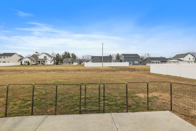 302 Holst Lane, Valparaiso, IN 46385