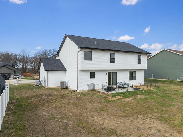 302 Holst Lane, Valparaiso, IN 46385