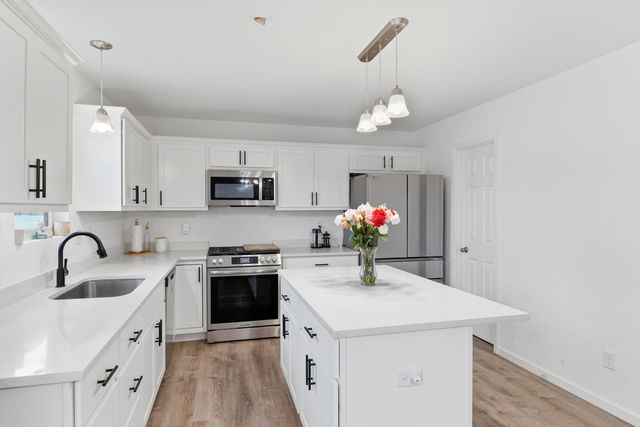 302 Holst Lane, Valparaiso, IN 46385