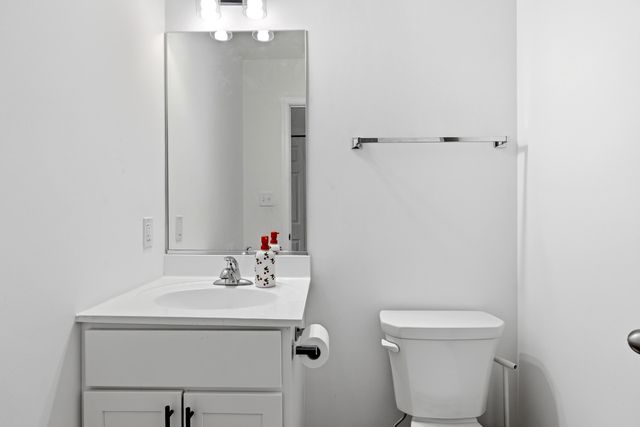 302 Holst Lane, Valparaiso, IN 46385