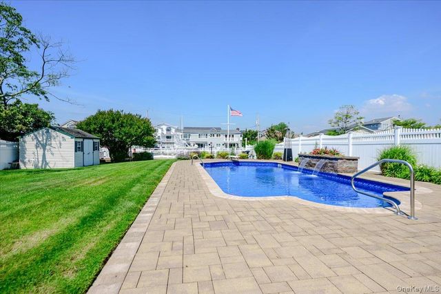 311 Blackheath Road, Lido Beach, NY 11561