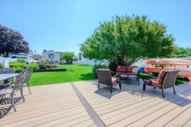 311 Blackheath Road, Lido Beach, NY 11561