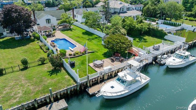 311 Blackheath Road, Lido Beach, NY 11561