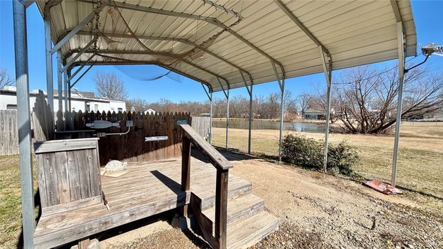 433 Holiday Village Drive, Quitman, TX 75783