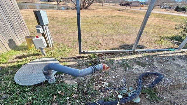 433 Holiday Village Drive, Quitman, TX 75783