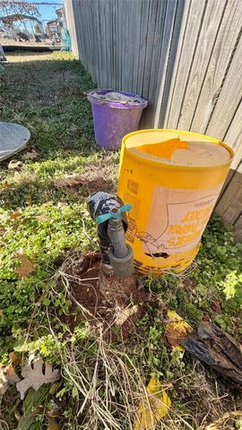 433 Holiday Village Drive, Quitman, TX 75783