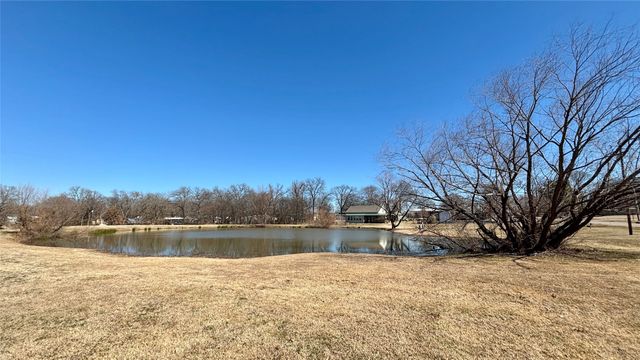 433 Holiday Village Drive, Quitman, TX 75783