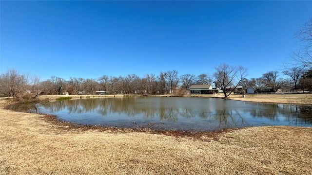433 Holiday Village Drive, Quitman, TX 75783