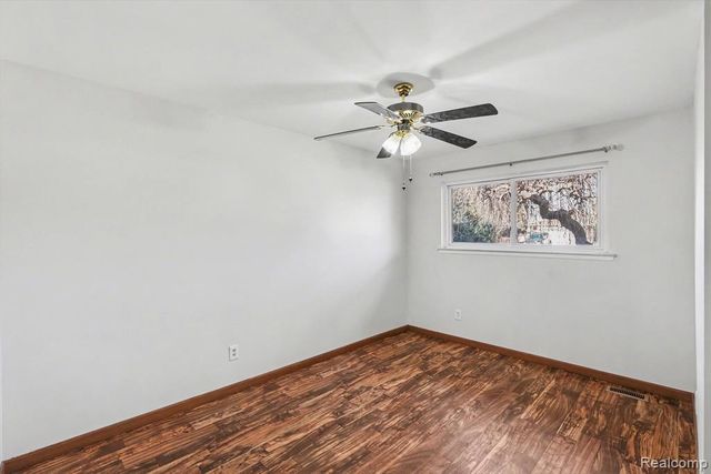 12260 De Grove Drive, Sterling Heights, MI 48312