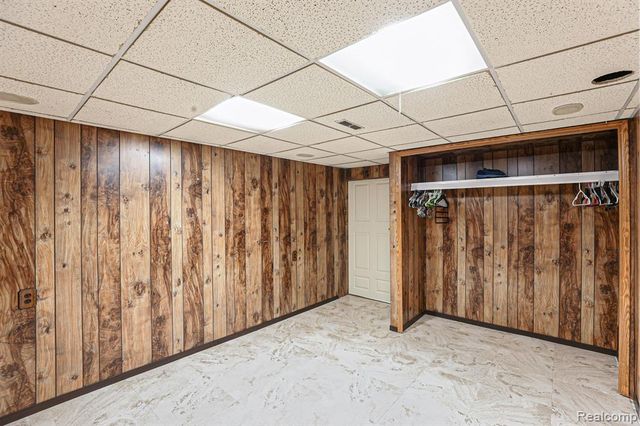 12260 De Grove Drive, Sterling Heights, MI 48312