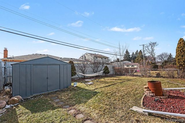 12260 De Grove Drive, Sterling Heights, MI 48312