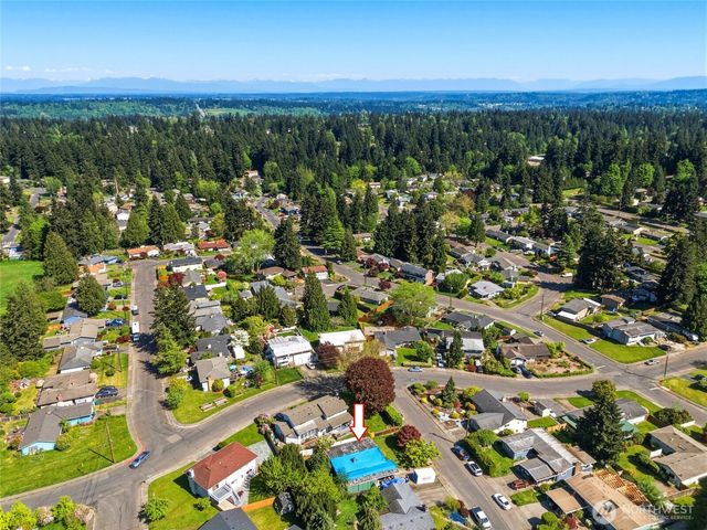 4207 225th Street SW, Mountlake Terrace, WA 98043