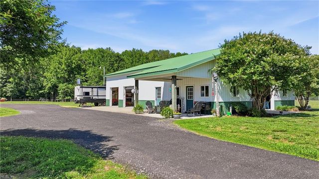 26479 Barretts Church RD, Sedley, VA 23878