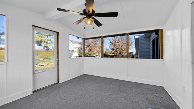 6711 Brentwood Drive NE, Cedar Rapids, IA 52402